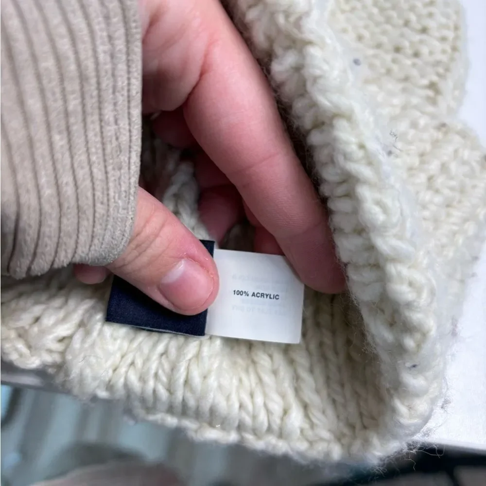 GAP Cozy Cream Knit Beanie